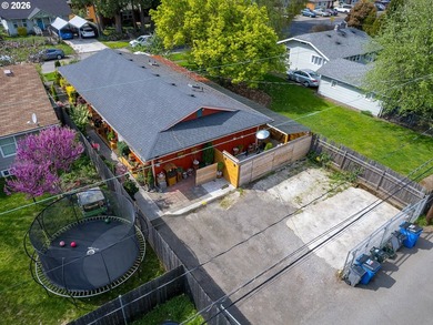 Well maintained duplex offering a great investment opportunity - photo 11