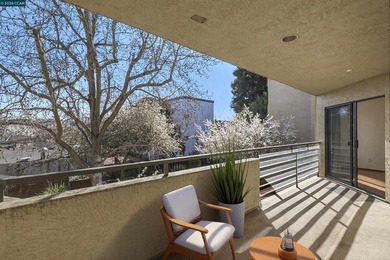 Welcome to this beautiful condo at the Alta Vista Condominiums