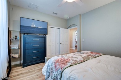 Welcome to this beautifully maintained 3-bedroom, 2-bath home - photo 21