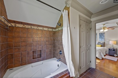 Welcome to this stunning luxury residence in the gated community - photo 58