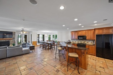 Welcome to this stunning luxury residence in the gated community - photo 59