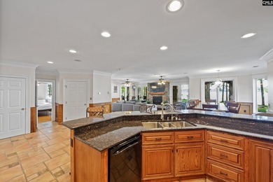 Welcome to this stunning luxury residence in the gated community - photo 60