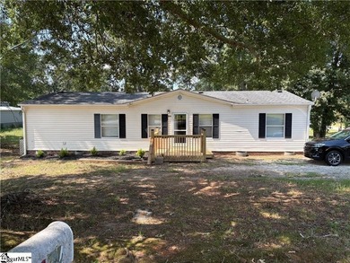 Lake Hartwell Home For Sale in Fair Play South Carolina