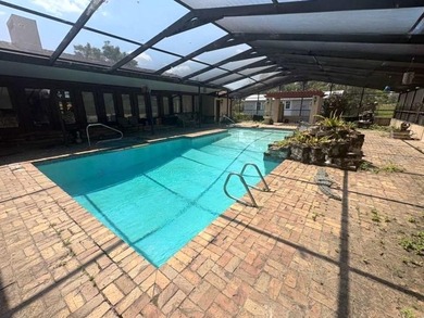 Incredibly rare 4,200+ sqft pool home on the largest lot in the - photo 22
