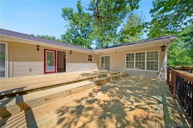 SELLER NOW OFFERING $5,000 TOWARDS CLOSING COSTS! Completely - photo 23