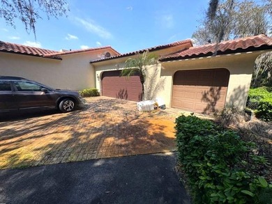 Incredibly rare 4,200+ sqft pool home on the largest lot in the - photo 24