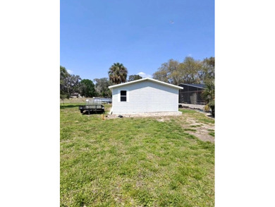 Incredibly rare 4,200+ sqft pool home on the largest lot in the - photo 25