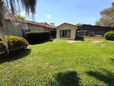 Incredibly rare 4,200+ sqft pool home on the largest lot in the - photo 28