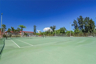 Popular B floor plan end unit in Vista Royale, a vibrant 55+ - photo 29