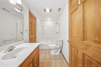 SELLER NOW OFFERING $5,000 TOWARDS CLOSING COSTS! Completely - photo 31