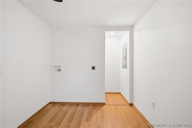 SELLER NOW OFFERING $5,000 TOWARDS CLOSING COSTS! Completely - photo 33