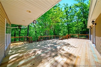 SELLER NOW OFFERING $5,000 TOWARDS CLOSING COSTS! Completely - photo 37