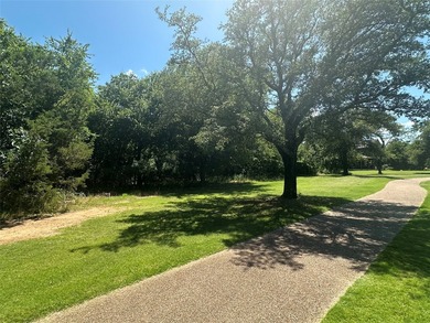BUILD YOUR DREAM RETREAT ON THE GOLF COURSE IN THE PRESTIGIOUS - photo 2