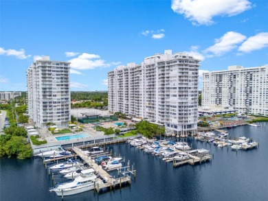 Little Maule Lake Condo For Sale in Aventura Florida