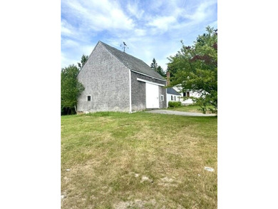 Classic 1890 Cape on 6.7 Acres with Large Barn. If you've been - photo 4