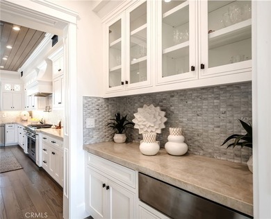A truly extraordinary Westwood Masterpiece, offering timeless - photo 13