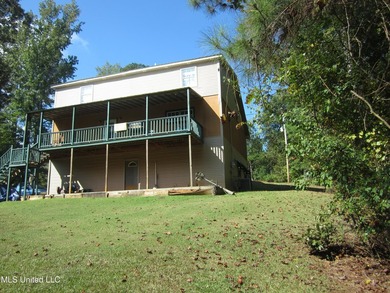 Enjoy country living in a +/- 2,200-sf home conveniently located - photo 18