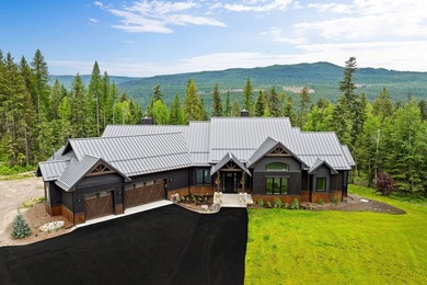 This extraordinary 6,860 SF, 5BD/5BA estate is set on 6.78 - photo 8