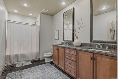 Experience golf course living at its finest in Ridgepointe! - photo 20