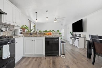 Welcome to this beautifully maintained home in a desirable West - photo 9
