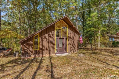Lake Home For Sale in Ste Genevieve, Missouri