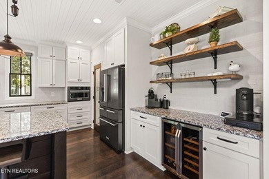 OPEN HOUSE SUN JULY 12 2-4 FOR ALL AGENTS AND CLIENTS TO VIEW! - photo 12