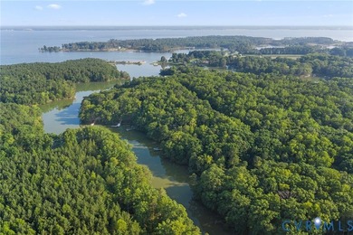 Waterfront Opportunity - 3 Lots Total (1.77 Acres)! Professional - photo 20