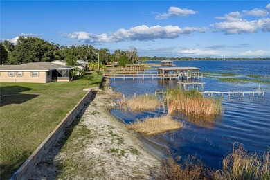 New Price on this Charming 3BR/2BA lakefront home on Lake Reedy! - photo 31
