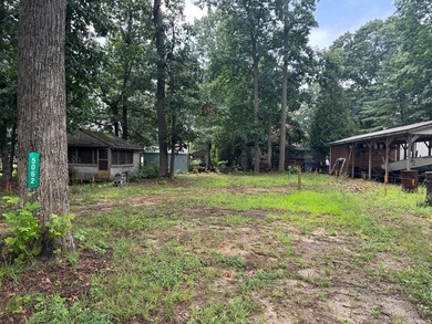 Vacant lot in Trails End. Any/All buildings and vehicles will be - photo 1