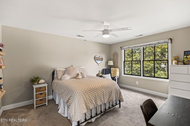 OPEN HOUSE SUN JULY 12 2-4 FOR ALL AGENTS AND CLIENTS TO VIEW! - photo 32