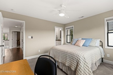 OPEN HOUSE SUN JULY 12 2-4 FOR ALL AGENTS AND CLIENTS TO VIEW! - photo 38