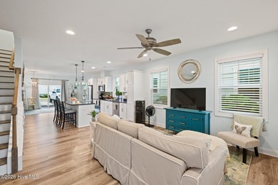 Now vacant and move-in ready! Welcome to 4410 Indigo Slate Way - photo 9