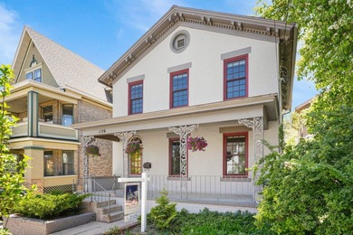 Welcome to the Festner House! Gorgeous Italianate in the First - photo 44