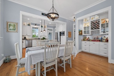 Welcome to effortless coastal living in the sought after Bay - photo 10