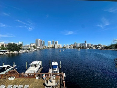 Golden Isles Lake Condo For Sale in Hallandale Beach Florida