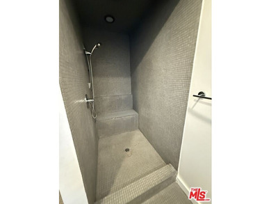 250 3rd Avenue, an eight-unit multifamily property situated in - photo 7