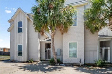 Luxury 3/3 townhome near the beach! In-town location with golf - photo 1