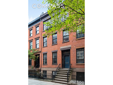 Situated on iconic Perry Street between Waverly Place and West - photo 1