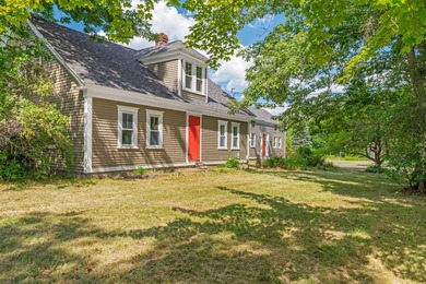 Authentic, beautifully preserved, and full of character, this - photo 4