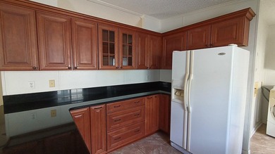 Welcome to 8204 South St, Boca Raton, FL-an exceptional - photo 16