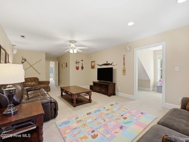 Welcome to this spacious and beautifully maintained home in the - photo 33