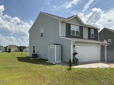 Great 2 story home with half of acre lot. This 3 bd 2 1/2 bath - photo 2