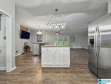 Welcome to your serene Lay Lake retreat! This 3-bed, 2.5-bath - photo 14