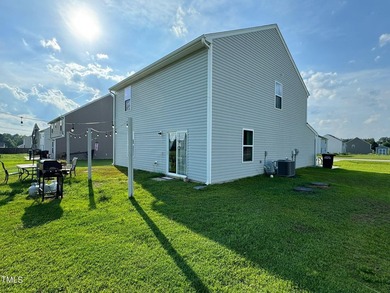Great 2 story home with half of acre lot. This 3 bd 2 1/2 bath - photo 6