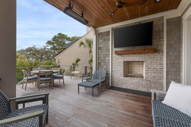 Overlooking the Kiawah River, this exceptional coastal residence - photo 29