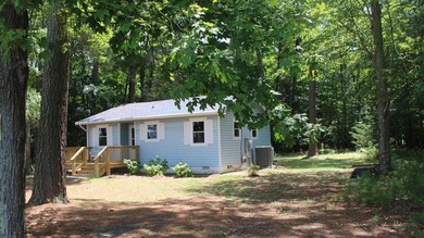 This 2 bedroom home is located about 10 minutes from the town of - photo 1