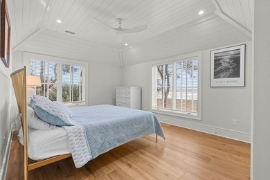 Overlooking the Kiawah River, this exceptional coastal residence - photo 41
