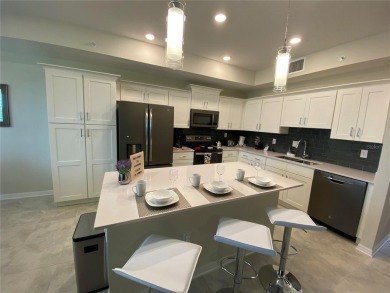 Lake Condo For Sale in Kissimmee, Florida