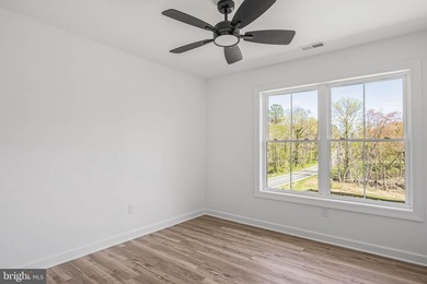 PRICE Reduction, bring an OFFER! This NEW house if ready to be - photo 8