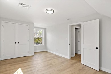 Welcome to your dream home! This unique freestanding condominium - photo 17